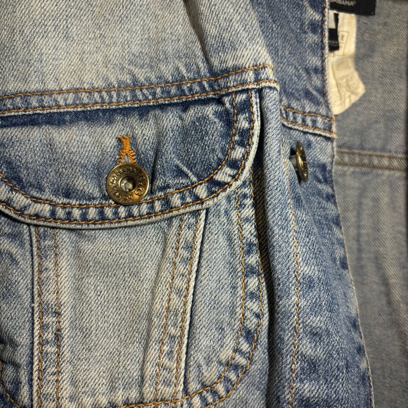 90s Dolce & Gabbana Crop Denim Jacket with Velvet Collar - Picture 5 of 7
